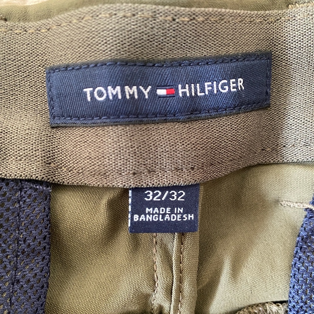 Tommy Hilfiger Men’s 32x32 Army Green Slacks - Picture 4 of 5